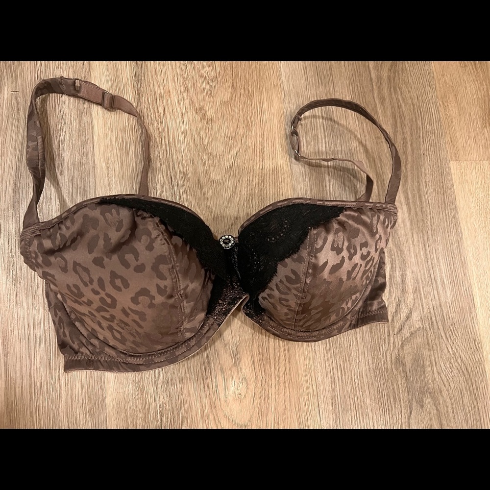 Harlequin bra. Really beautiful and comfortable.